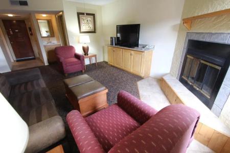 Crown Point Resort - 45