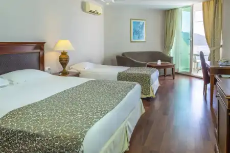 Bodrum Holiday Resort & Spa - 4
