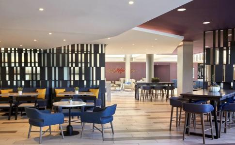 Ventura Beach Marriott - 11