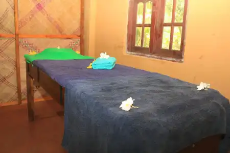 Mount Garden Guest House - 1