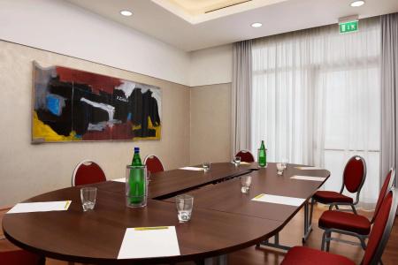 Hilton Garden Inn Rome Airport - 23