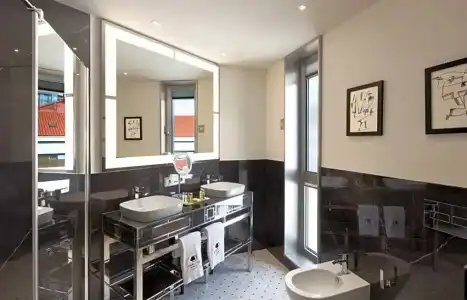 DoubleTree by Hilton A Coruna - 34