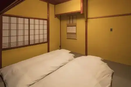 Hikoso-machi Kin no Ma - 3