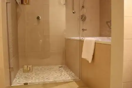 Crowne Plaza Sohar by IHG - 85