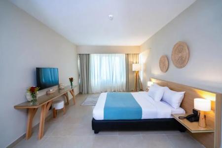 Redcon Suites - 2