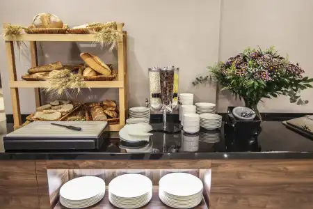 Excellence Inn - 7