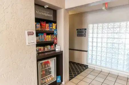 Comfort Suites University Las Cruces - 10