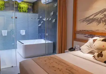 Verse Luxe Wahid Hasyim - 54