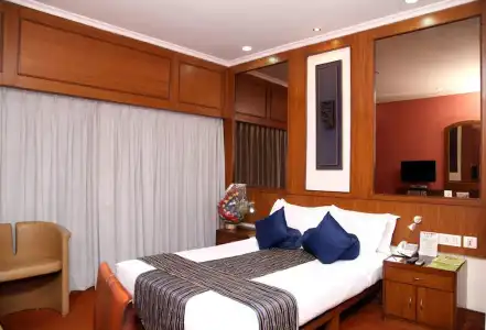 Polo Floatel Kolkata - 28