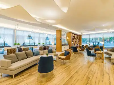 Hampton by Hilton Wuhan Tianhe Airport East - 1