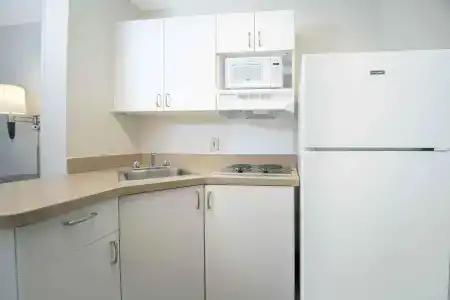 Suburban Extended Stay Daytona Beach - 35