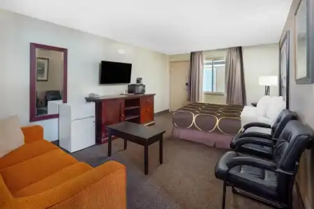 Travelodge by Wyndham Niagara Falls at the Falls - 44