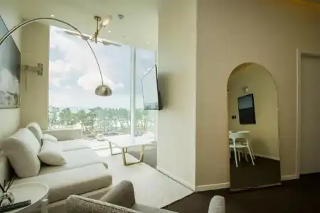 UH Suite The Haendae - 125