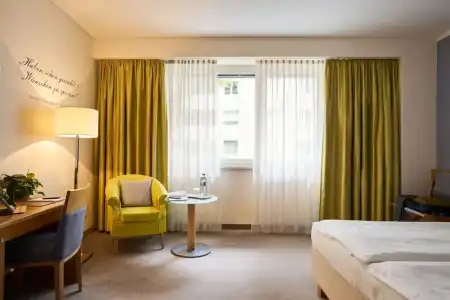 Henriette StadtVienna - 103