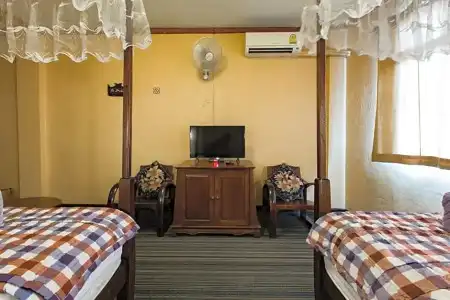 SK Boutique Maha Nakhon - 79