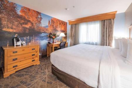 Best Western Plus GranTree Inn - 101