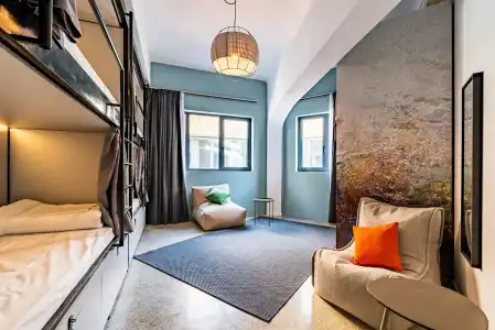 Athens Hub Hostel - 29