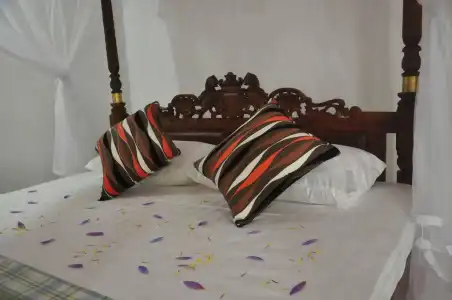 Crescent Resort - 3