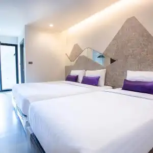 Spittze Pratunam - 30