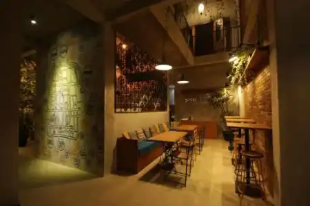 Pawon Cokelat Guesthouse - 20