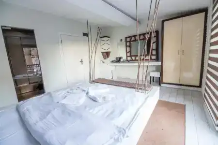 Element Suites - 53