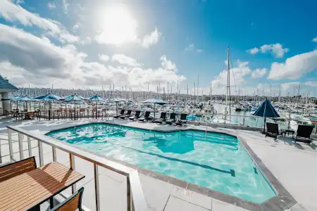 Bay Club & Marina - 16