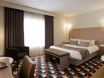 Mercure Grenoble Centre Porte des Alpes - 72