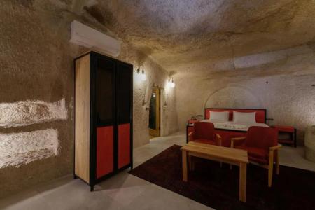 The Niche Cave - 139