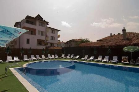 Salena Plaza - 10