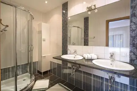 Montelux Apartments - 213