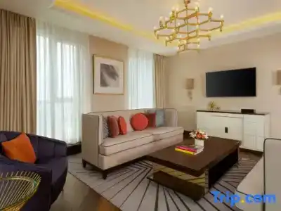 The Ritz-Carlton - 87