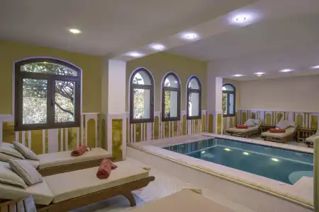 The Cove Rotana Resort - 19