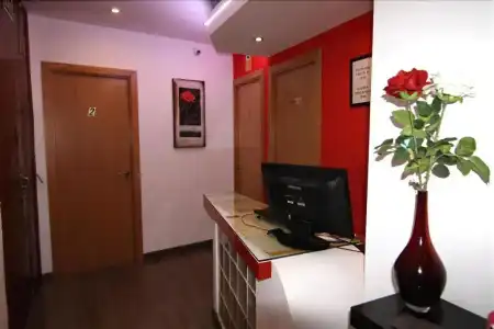Hostal Abril - 9