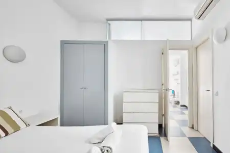 Apartamentos Mayerling Bisbe Urquinaona - 9