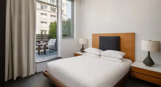 Smyth Tribeca - 89
