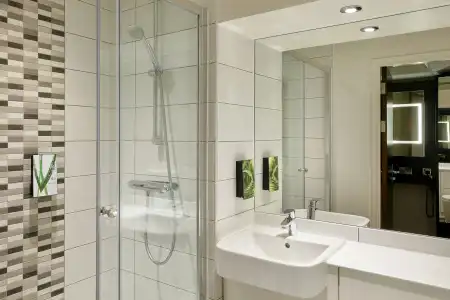 Premier Inn London City - Tower Hill - 29