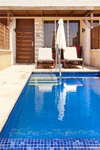 Alexander the Great Beach - 131