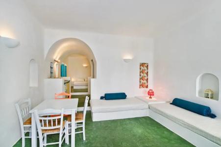 Nissia Beach Apartments and Suites - 34