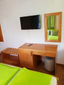 Pansion Breza - 50