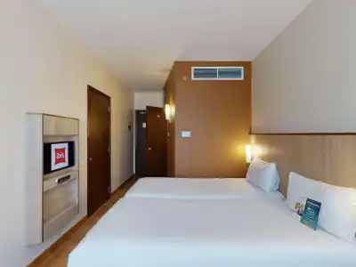 Ibis Dubai Al Barsha - 9