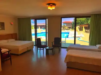 Green Palace Suite - 115