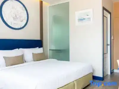 Phuket Boat Quay Panwa Beach - 60