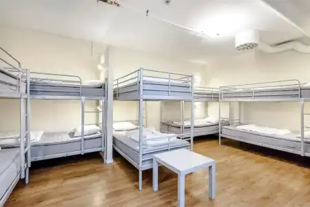 City Hostel - 28