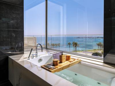 Amavi, MadeForTwos - Paphos - 26