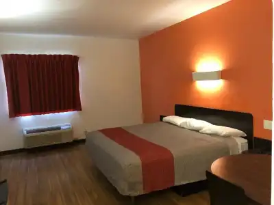 Motel 6 Woodway, TX - 5
