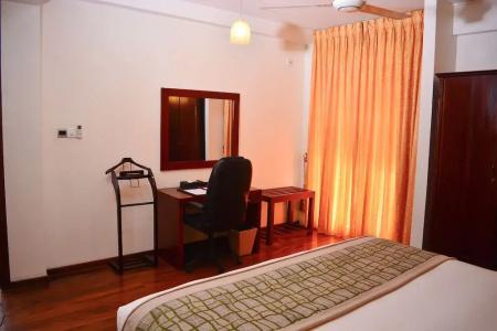 Unique Towers Luxury Boutique Suites - 115