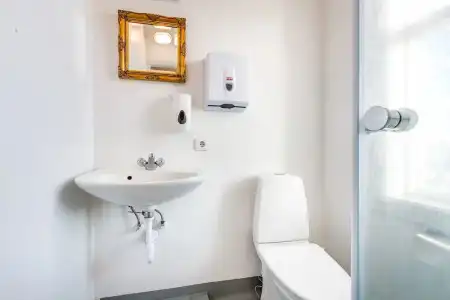 Riverside Hostel - 19