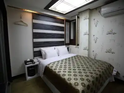 Kyoung Dong - 41
