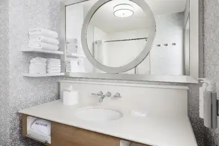 Hampton Inn & Suites Napa - 91