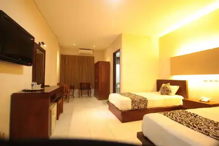 Bakung Sari Resort and Spa - 0